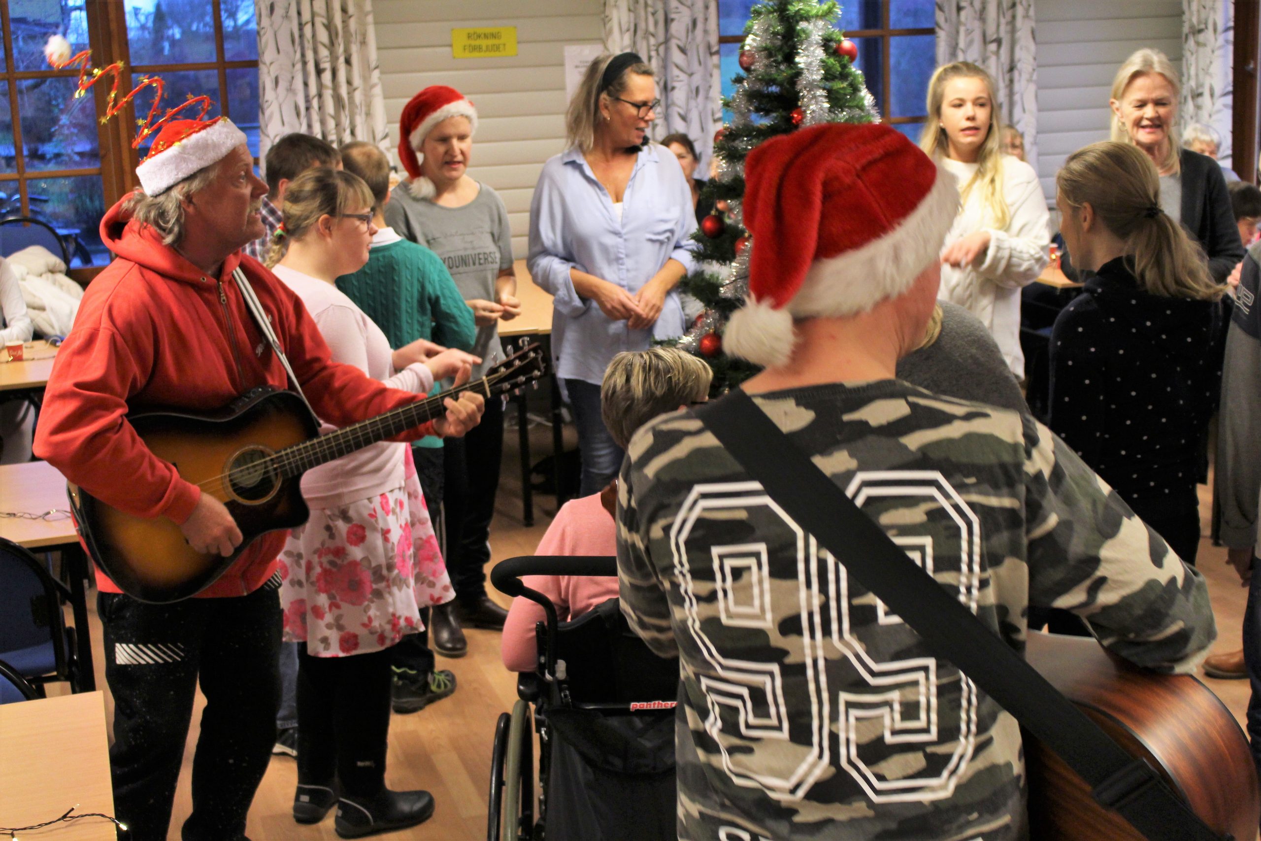 Dans kring granen