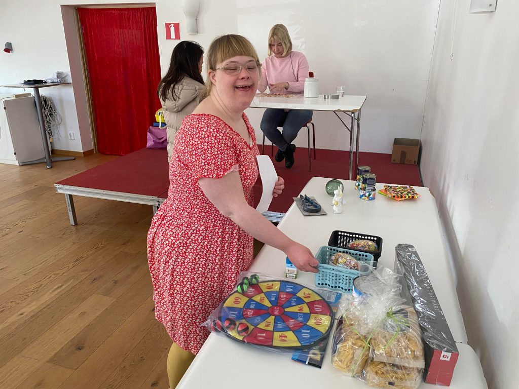 Lovisa väljer priser
