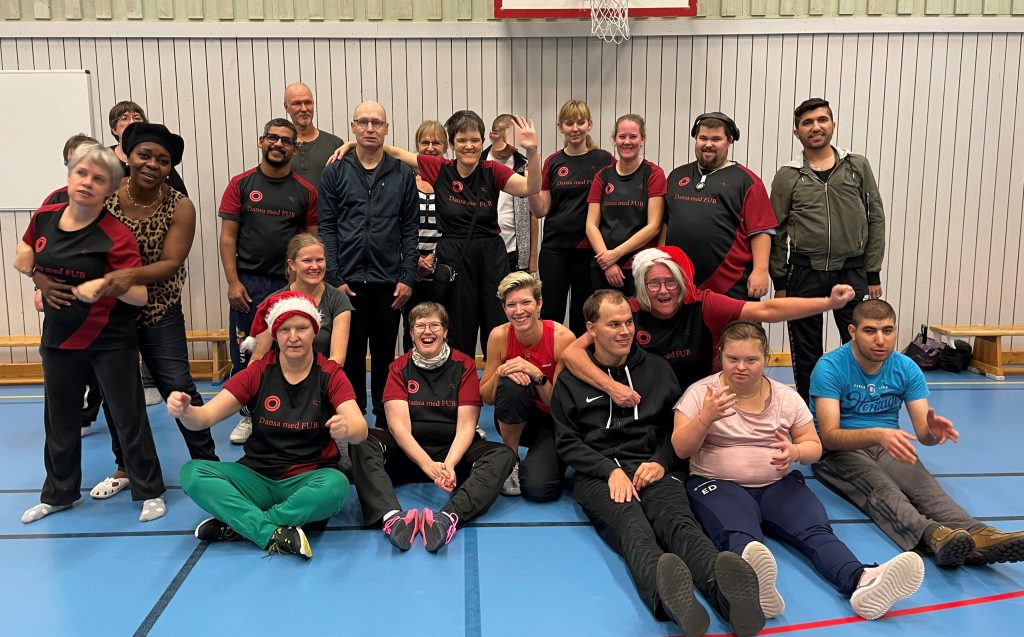Gruppbild på dansare
