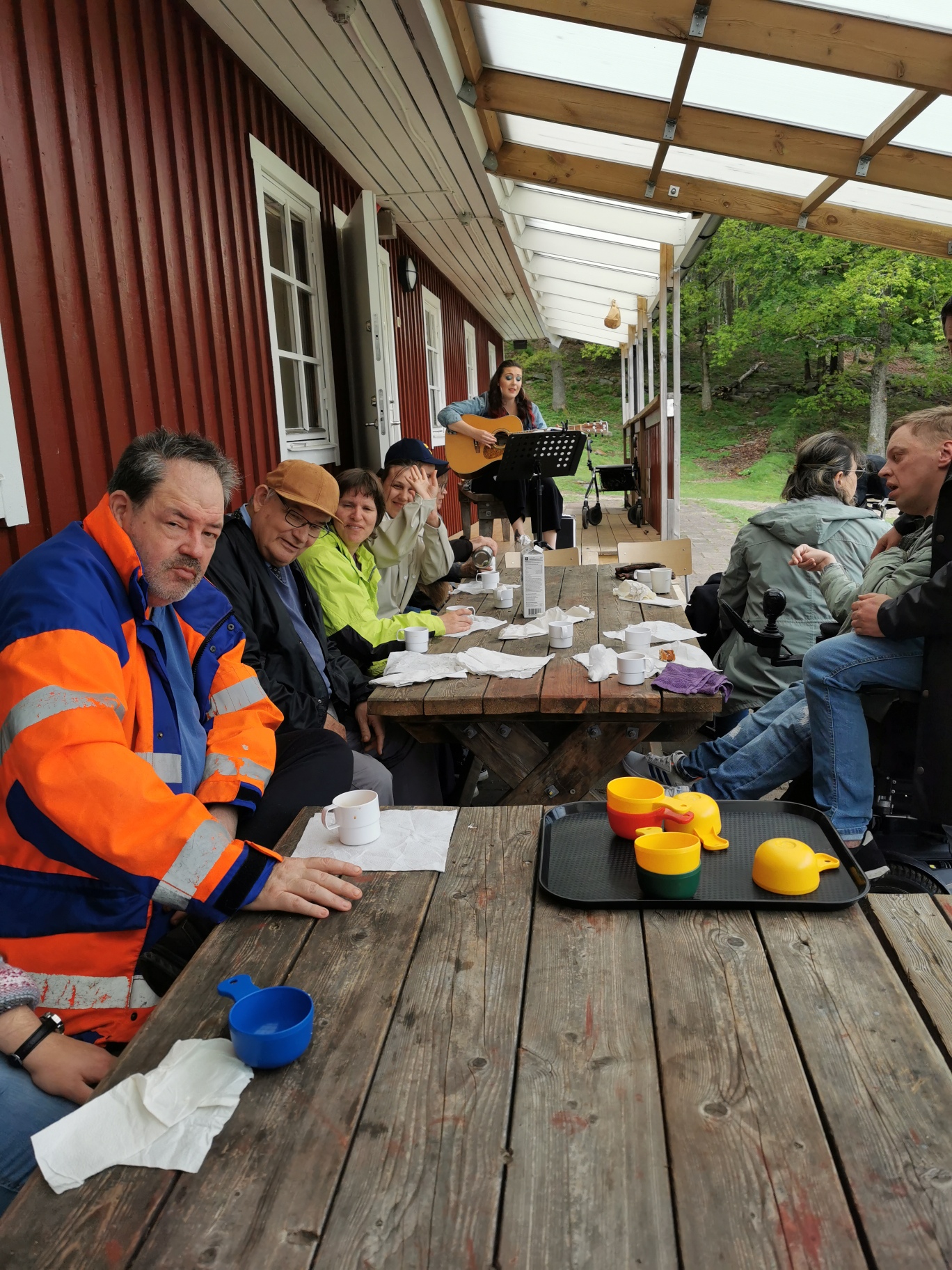 L ger Med vernattning P n Med Ulrika O Jocke Med Mycket Gl dje Och 