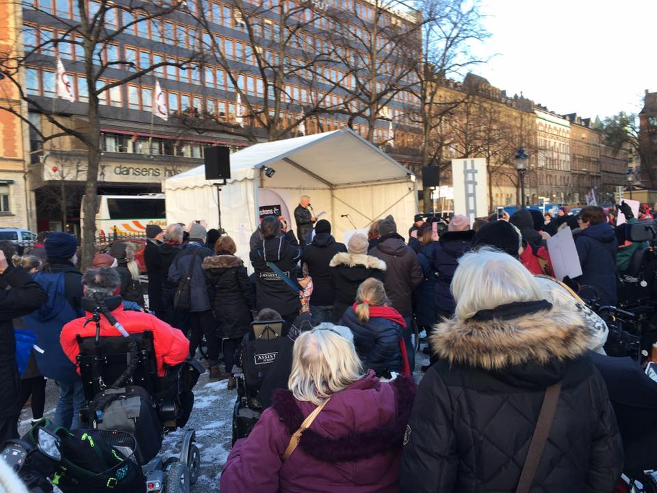 Bengt Westerberg talade på Assistans är frihet! Rädda LSS!-manifestationen i Stockholm 3 december 2016