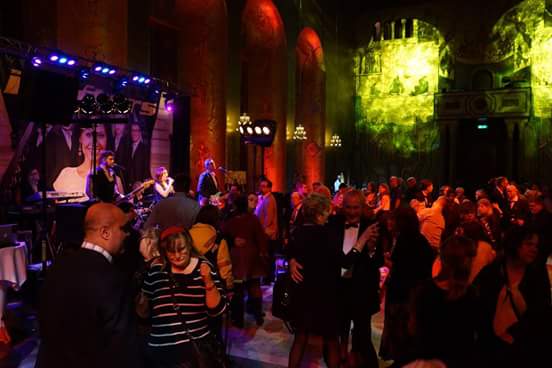 Dans i Gyllene salen med Drifters