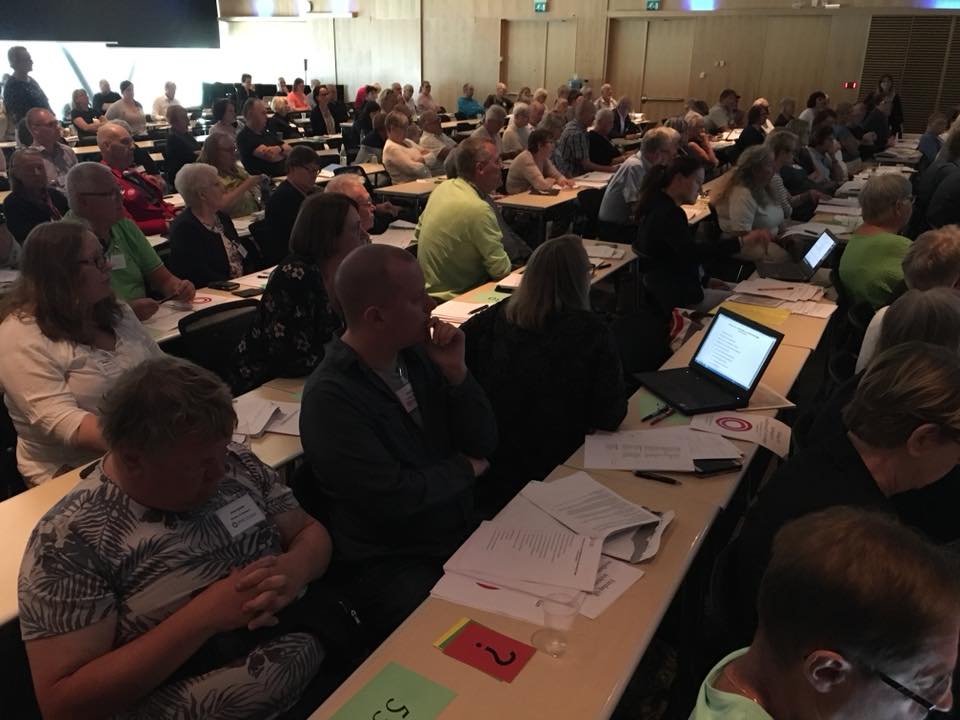 FUB:s förbundsstämma 2018 ombuden lyssnar