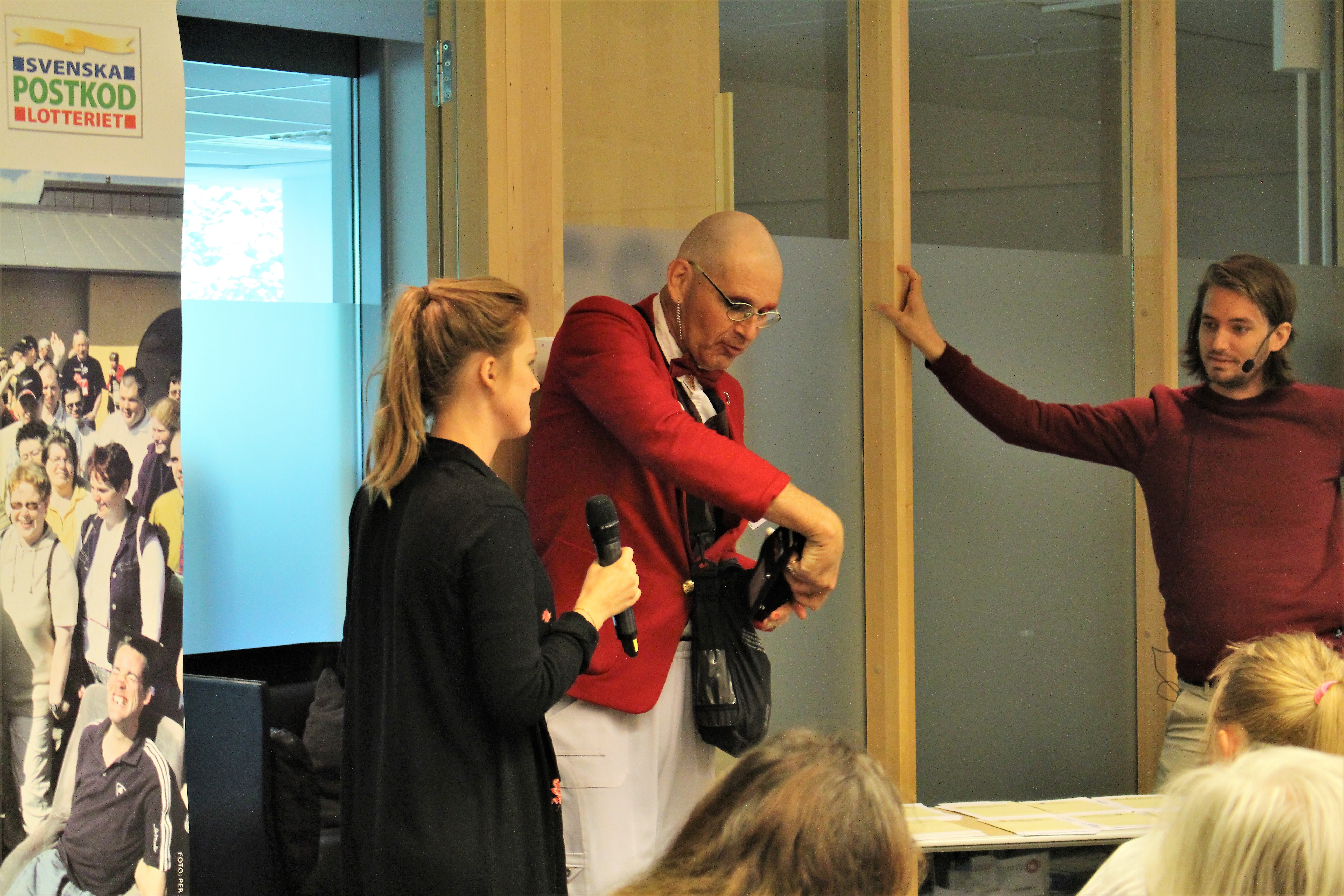 Waldemar träna på att rösta