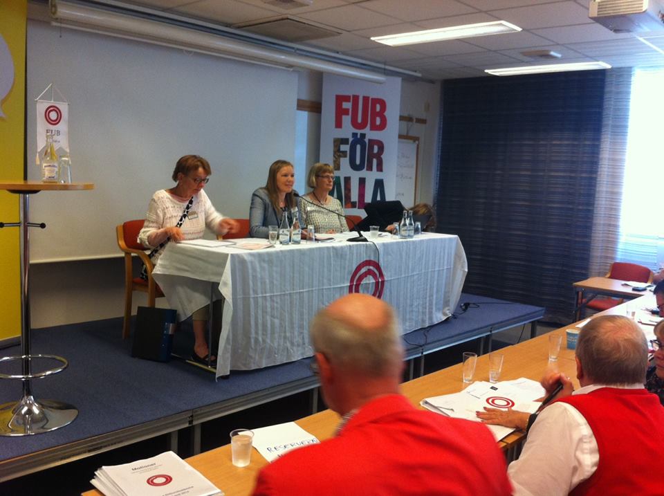 10363781_736639346386259_5833399951809950325_n