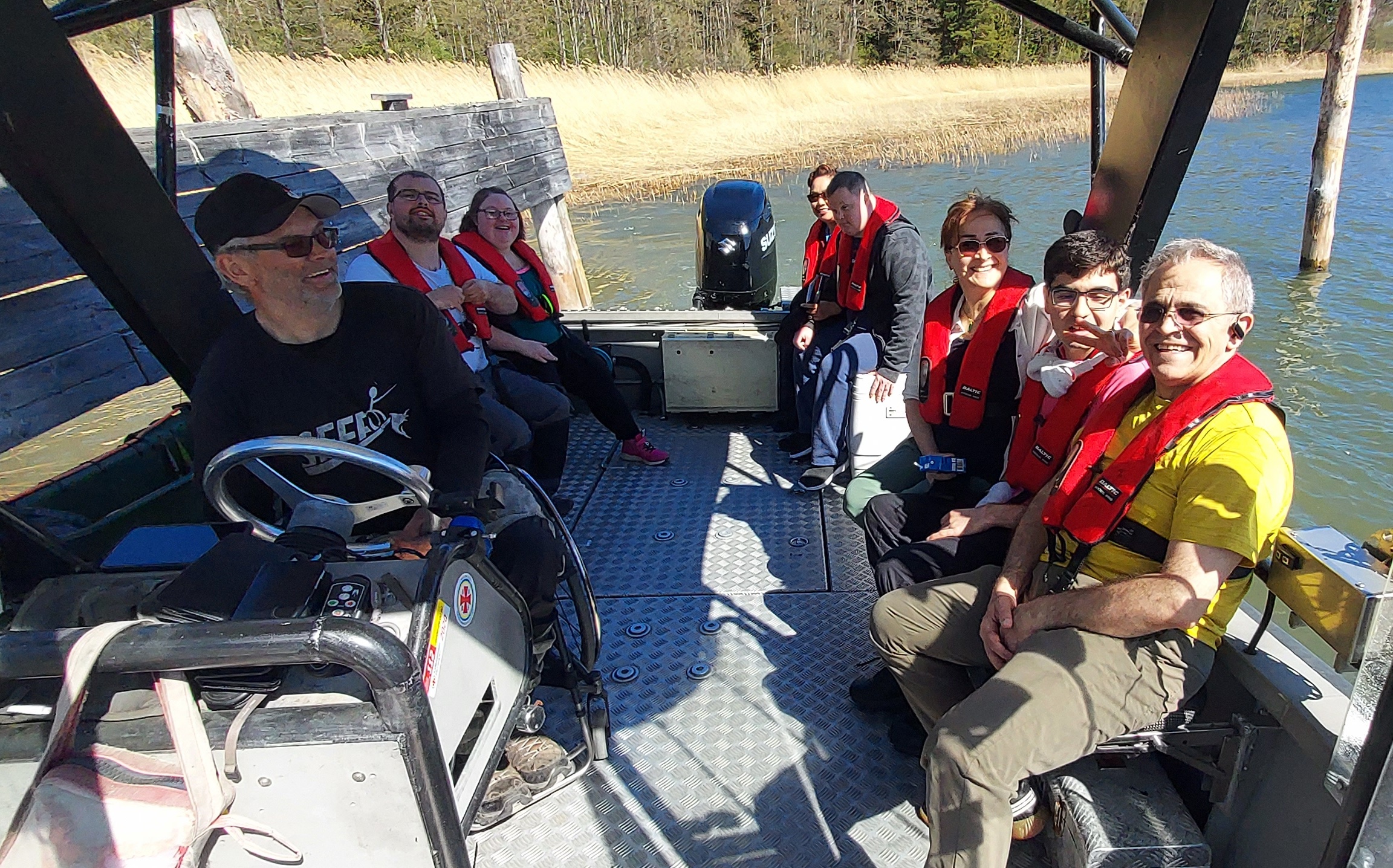 Jonas med glada passagerare