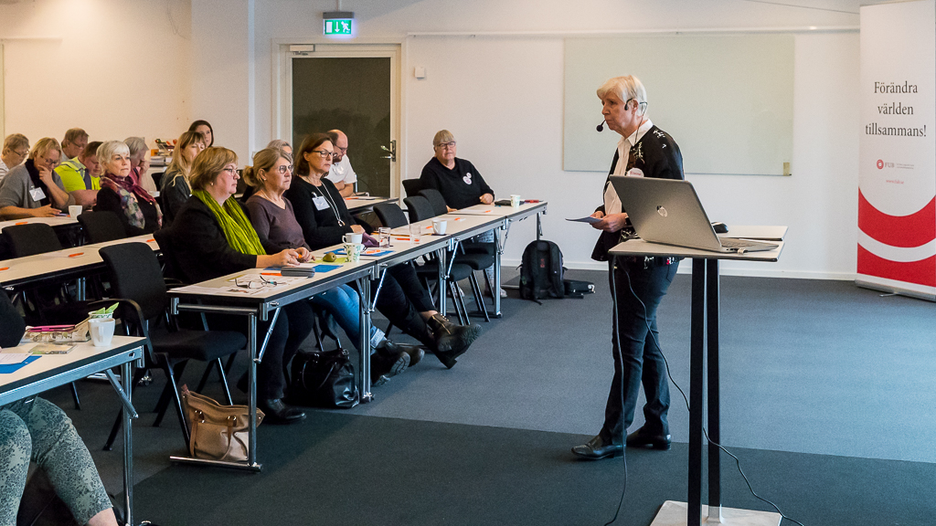 26144300899_0e4d99f4d3_o