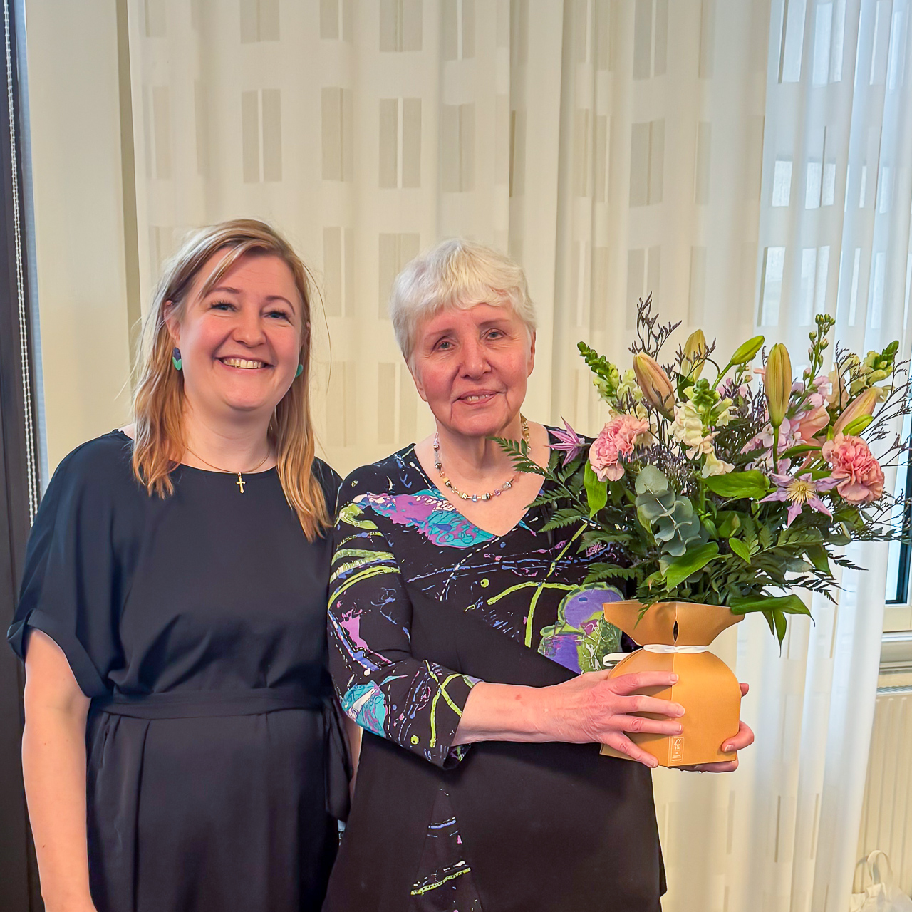 Helen Lindblom ny ordförande och Elaine Johansson avgående ordförande