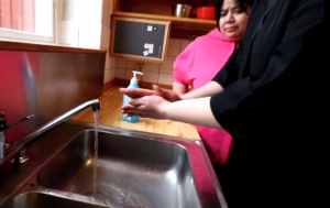 Anpassad IT film om att tvätta händerna